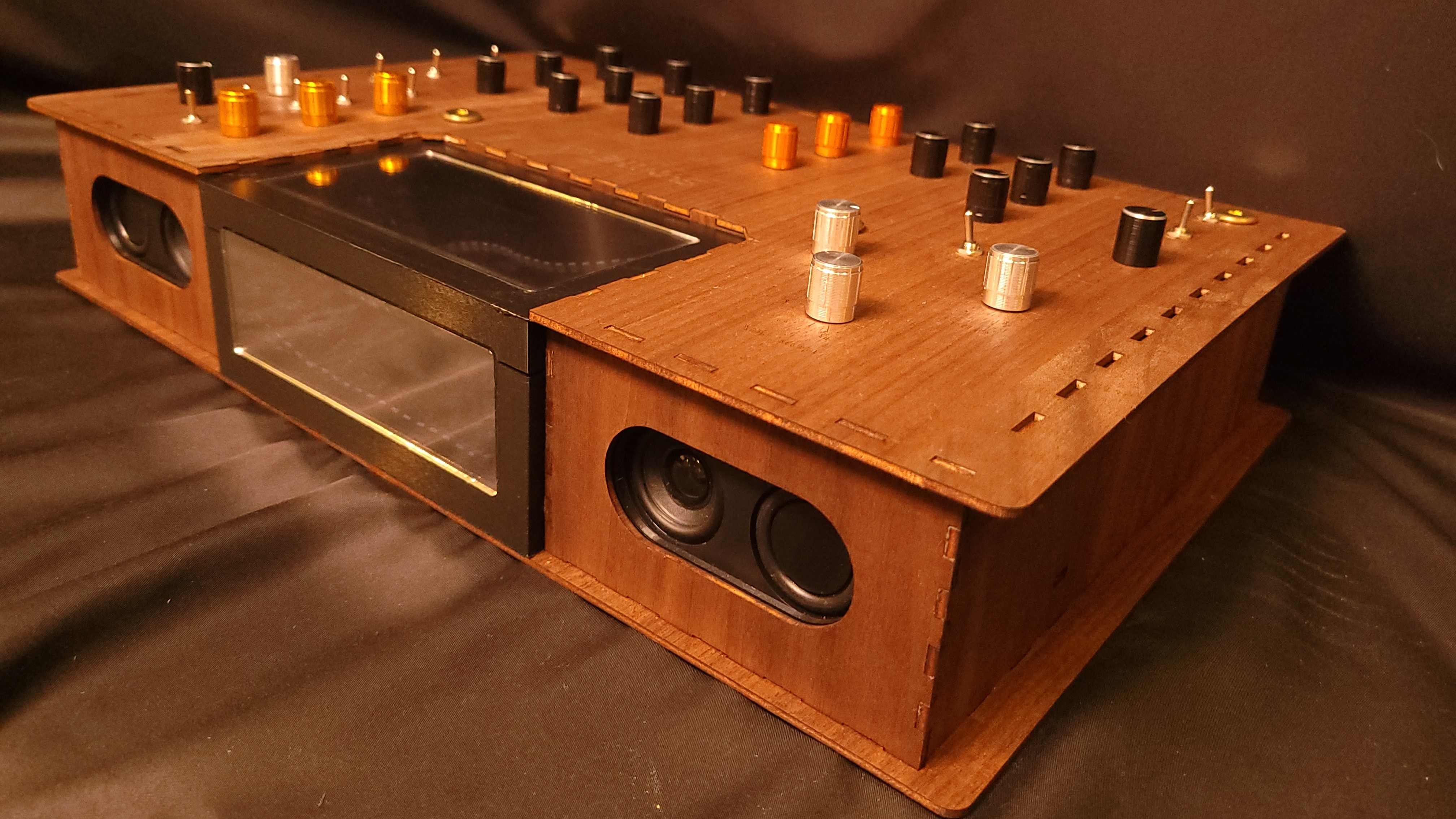 Synthesia custom MIDI synthesizer and audio/visual controller